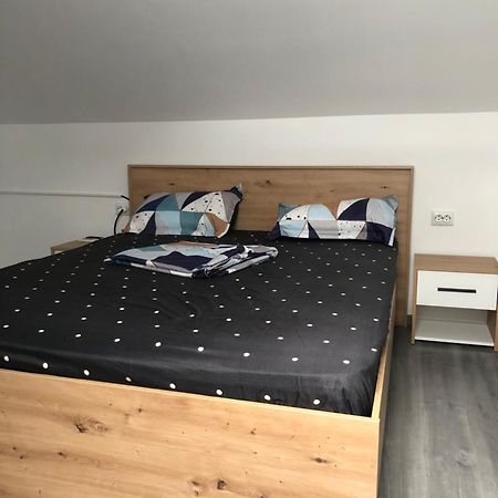 شقة Casa Dan بوزاو المظهر الخارجي الصورة